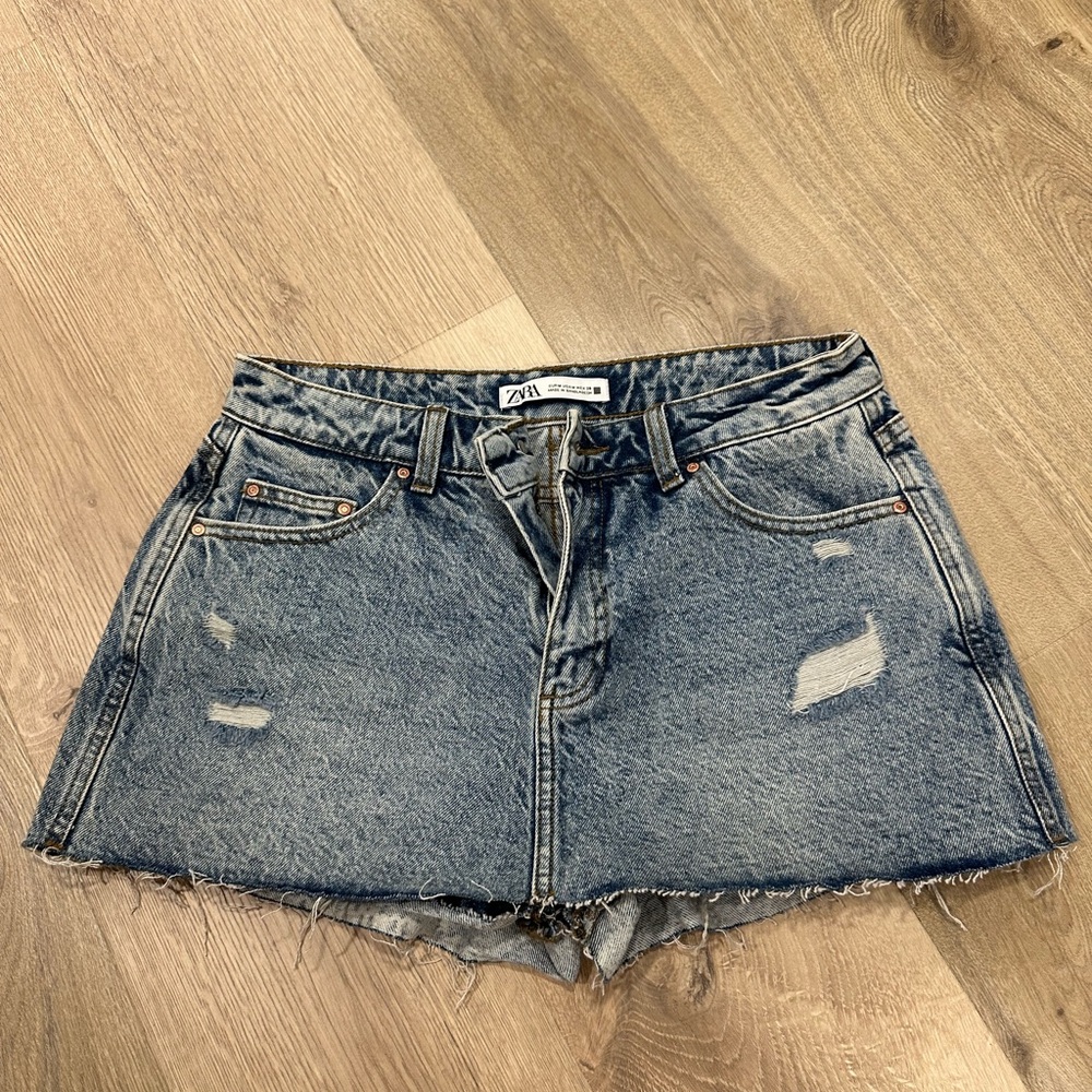 Zara Distressed Denim Shorts/Skort
